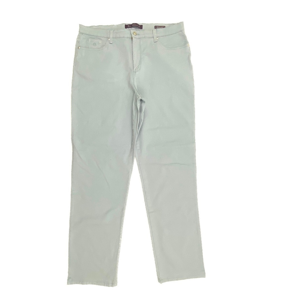 Gloria Vanderbilt Amanda Straight Leg Women's size 16 Pastel Blue Denim Jeans‎